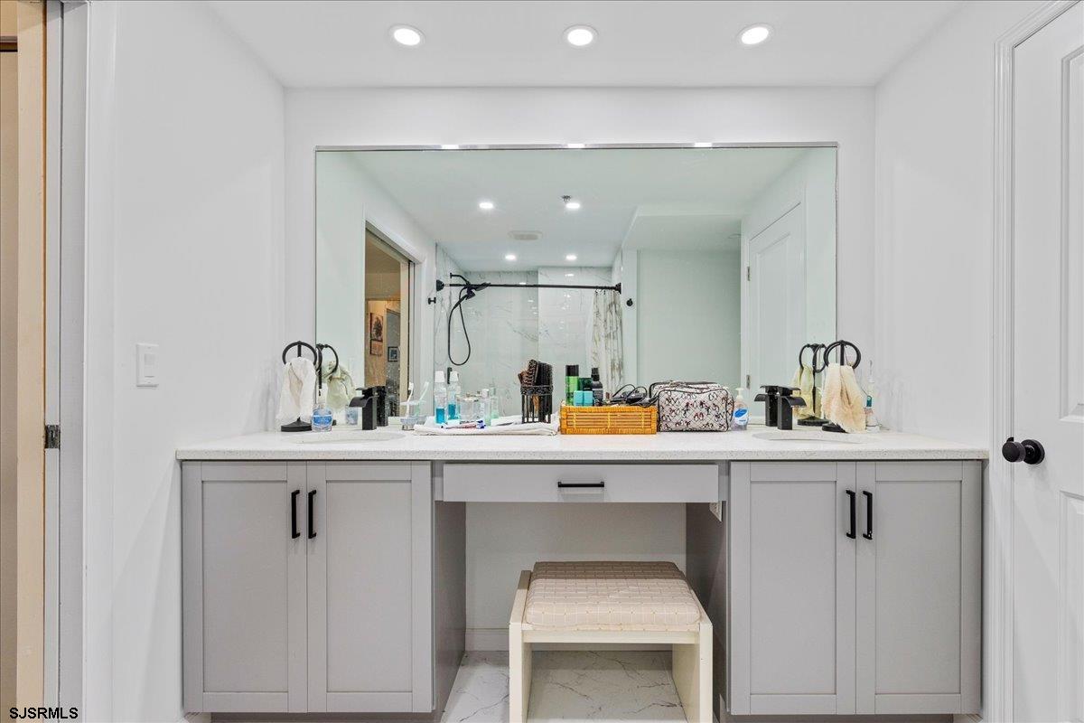 Atlantic City, New Jersey 08401, United States, 2 Bedrooms Bedrooms, ,2 BathroomsBathrooms,Residential,Active,29282