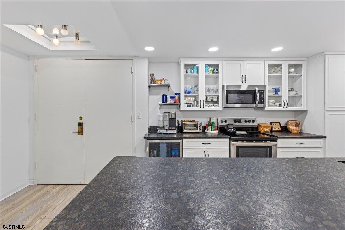 Atlantic City, New Jersey 08401, United States, 2 Bedrooms Bedrooms, ,2 BathroomsBathrooms,Residential,Active,29282