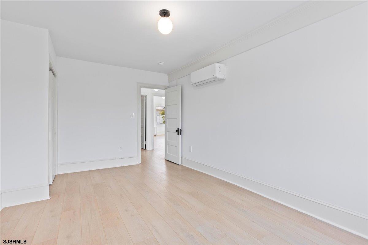 Ventnor, New Jersey 08406, United States, 8 Bedrooms Bedrooms, ,5 BathroomsBathrooms,Residential,Active,19415