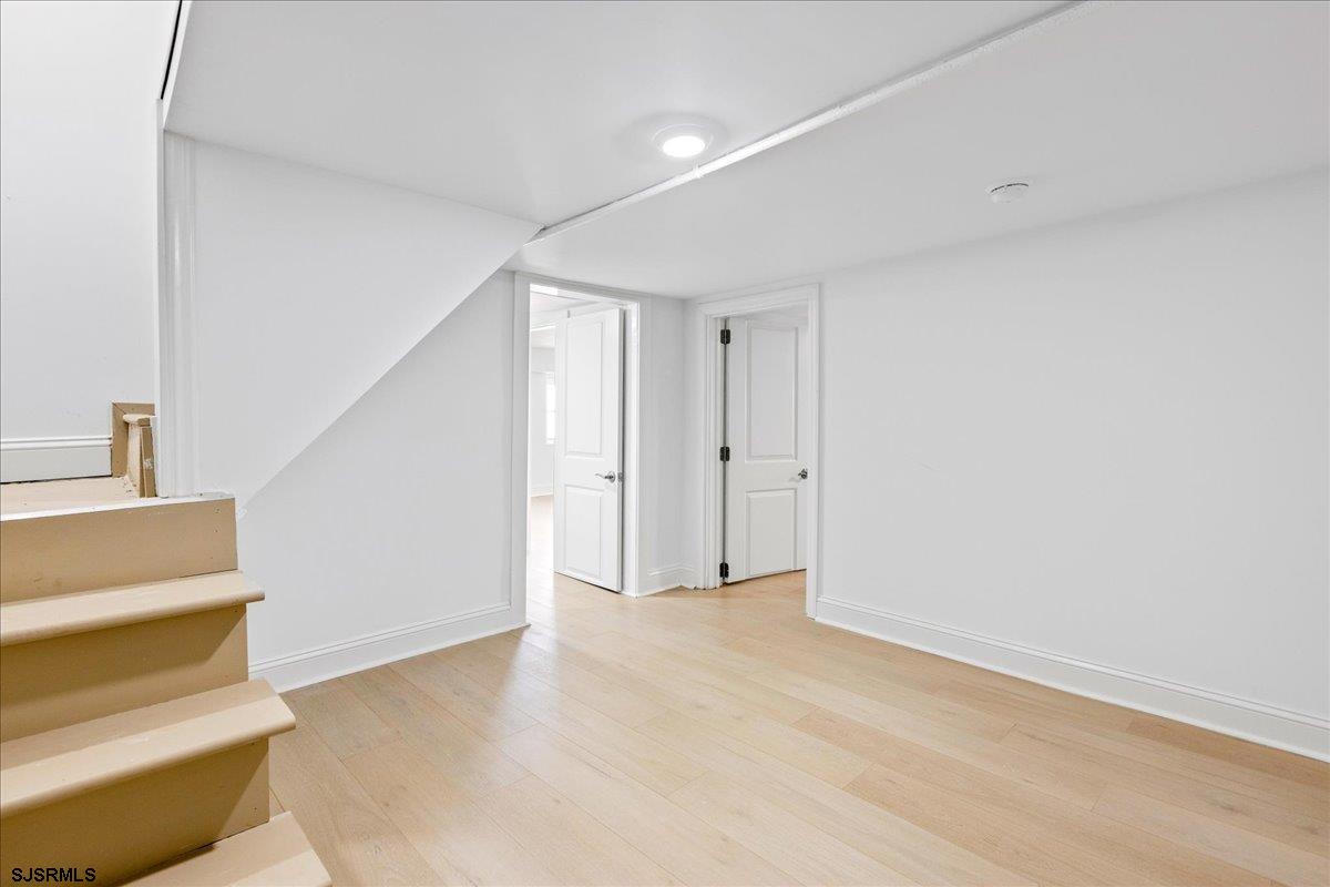 Ventnor, New Jersey 08406, United States, 8 Bedrooms Bedrooms, ,5 BathroomsBathrooms,Residential,Active,19415