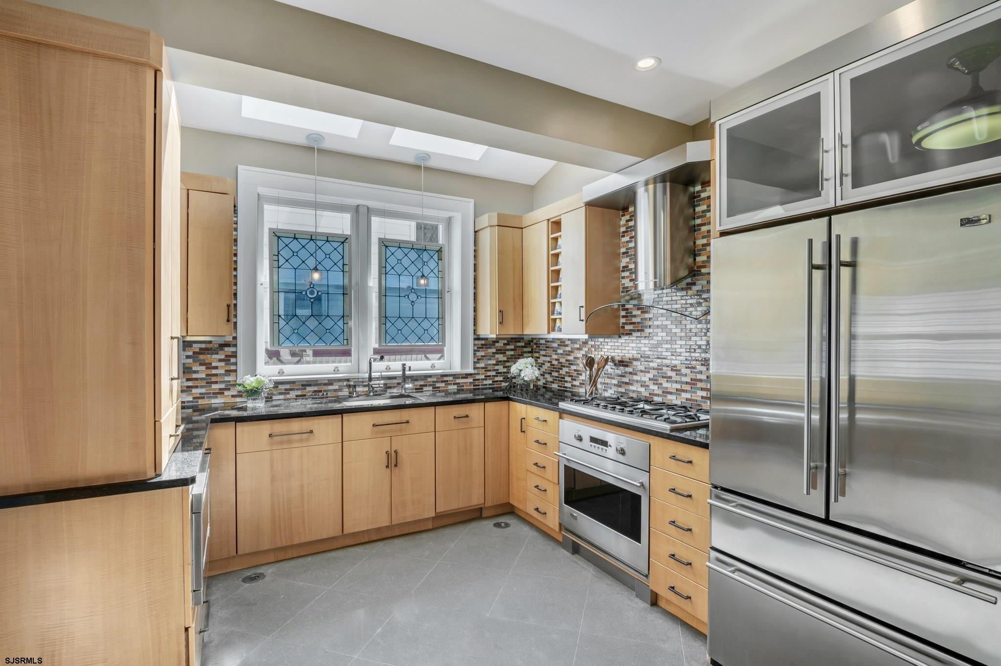 Ocean City, New Jersey 08226, United States, 6 Bedrooms Bedrooms, ,5 BathroomsBathrooms,Residential,Active,15764