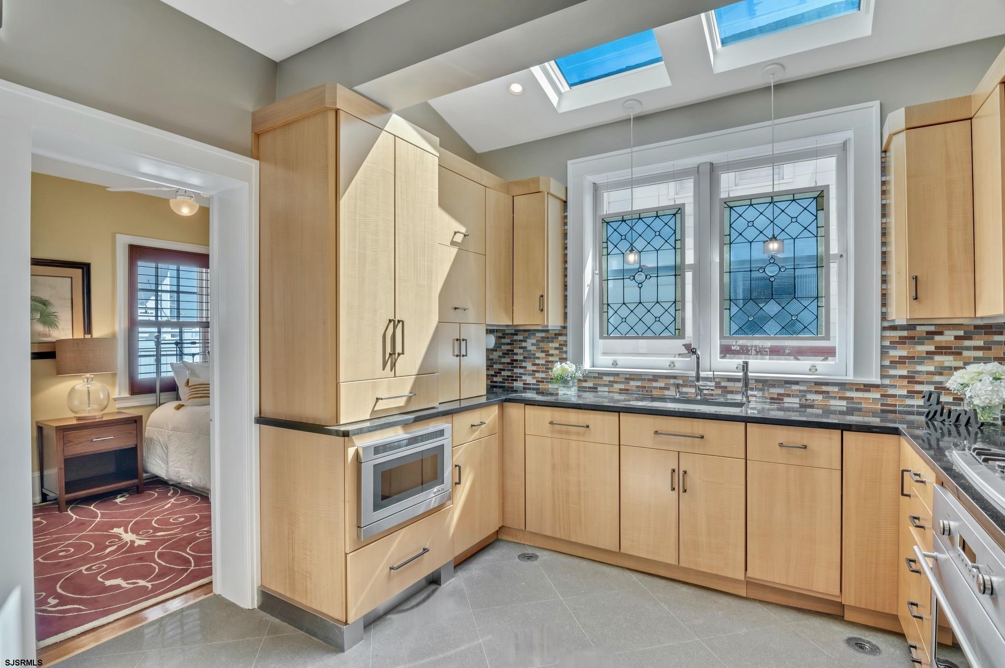 Ocean City, New Jersey 08226, United States, 6 Bedrooms Bedrooms, ,5 BathroomsBathrooms,Residential,Active,15764