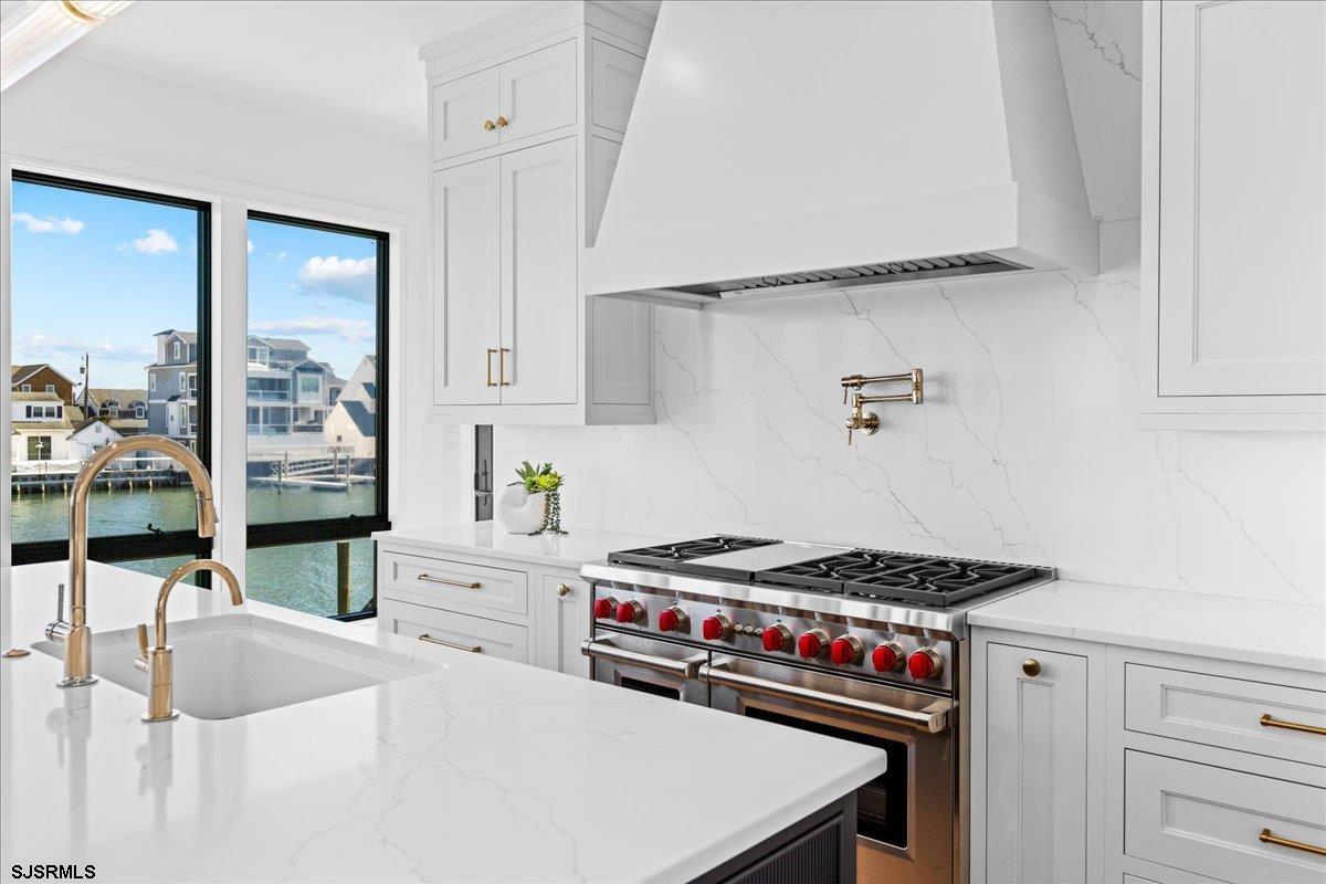 Margate, New Jersey 08402, United States, 5 Bedrooms Bedrooms, ,6 BathroomsBathrooms,Residential,Active,124808