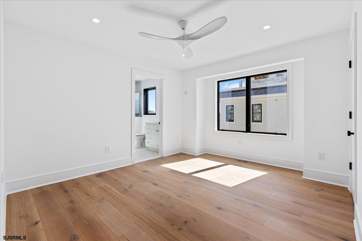 Margate, New Jersey 08402, United States, 5 Bedrooms Bedrooms, ,6 BathroomsBathrooms,Residential,Active,124808