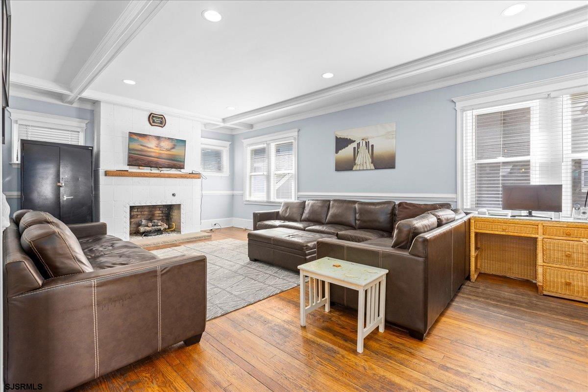 Ventnor, New Jersey 08406, United States, 7 Bedrooms Bedrooms, ,4 BathroomsBathrooms,Residential,Active,135601