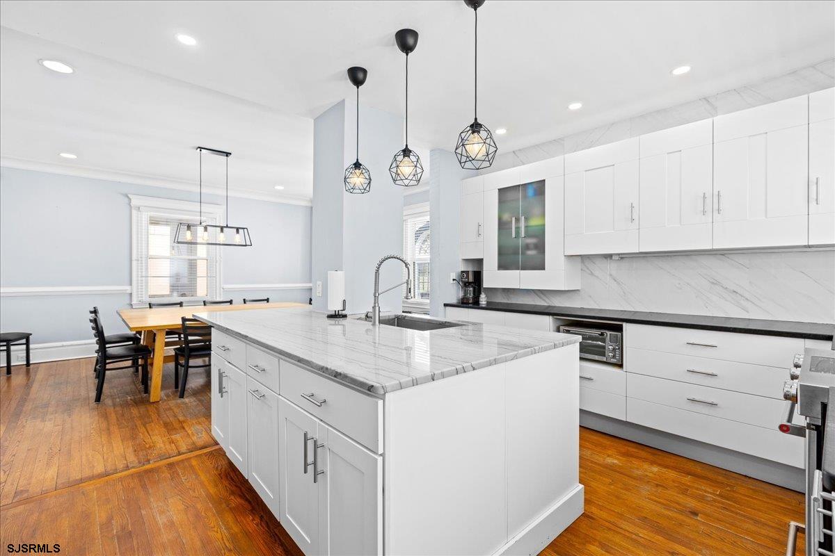 Ventnor, New Jersey 08406, United States, 7 Bedrooms Bedrooms, ,4 BathroomsBathrooms,Residential,Active,135601