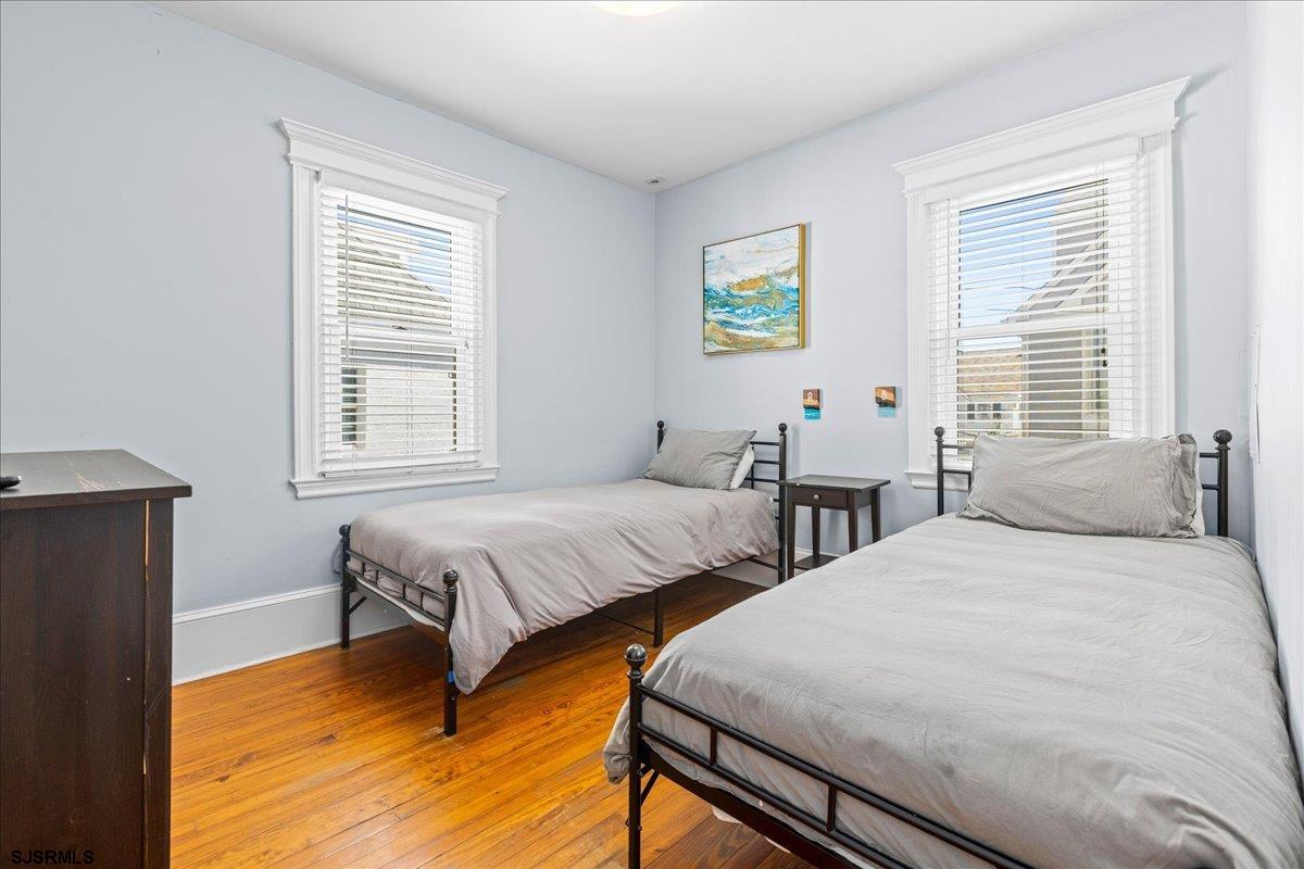 Ventnor, New Jersey 08406, United States, 7 Bedrooms Bedrooms, ,4 BathroomsBathrooms,Residential,Active,135601