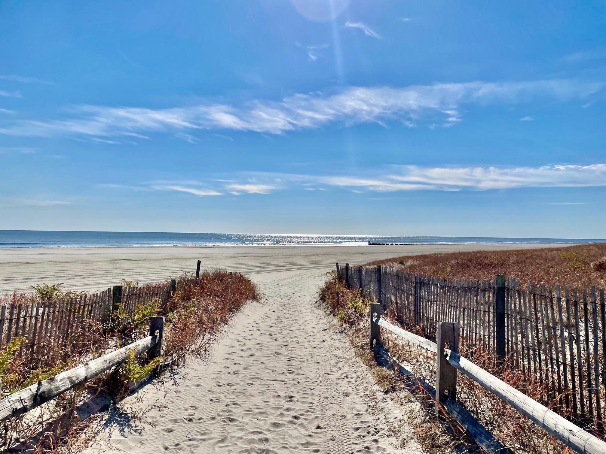 Atlantic City, New Jersey 08401, United States, 1 Bedroom Bedrooms, ,1 BathroomBathrooms,Residential,Active,251016