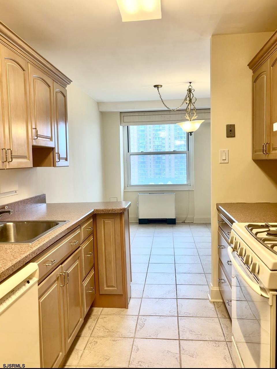 Atlantic City, New Jersey 08401, United States, 1 Bedroom Bedrooms, ,1 BathroomBathrooms,Residential,Active,251016