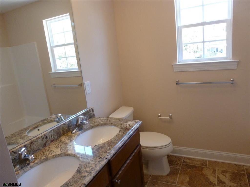 Galloway Township, New Jersey 08205, United States, 3 Bedrooms Bedrooms, ,3 BathroomsBathrooms,Residential,Active,72766