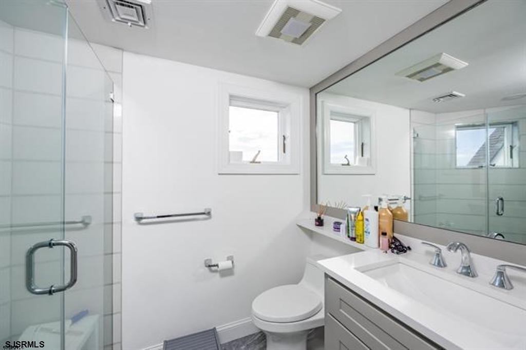 Ocean City, New Jersey 08226, United States, 4 Bedrooms Bedrooms, ,3 BathroomsBathrooms,Residential,Active,86926