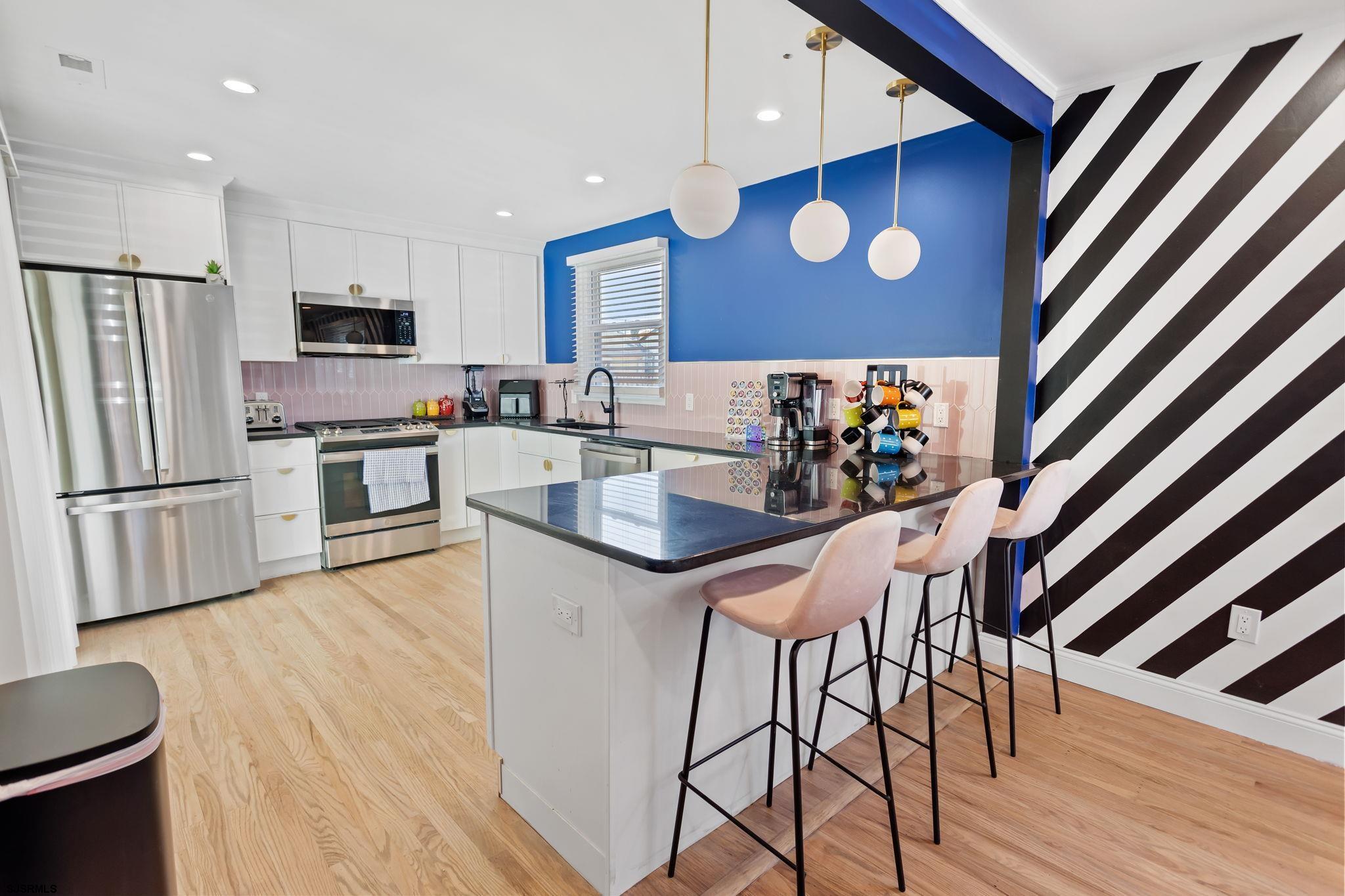 Atlantic City, New Jersey 08401, United States, 4 Bedrooms Bedrooms, ,4 BathroomsBathrooms,Residential,Active,158583