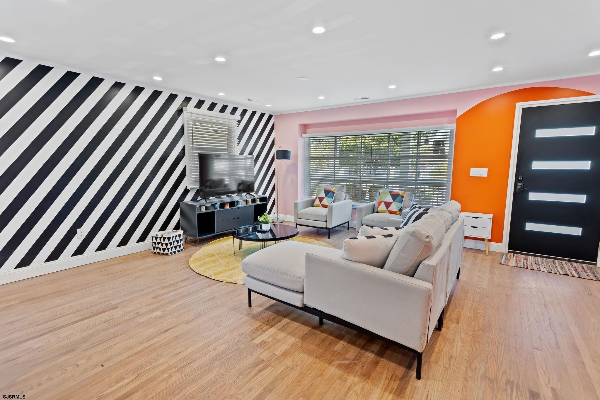 Atlantic City, New Jersey 08401, United States, 4 Bedrooms Bedrooms, ,4 BathroomsBathrooms,Residential,Active,158583