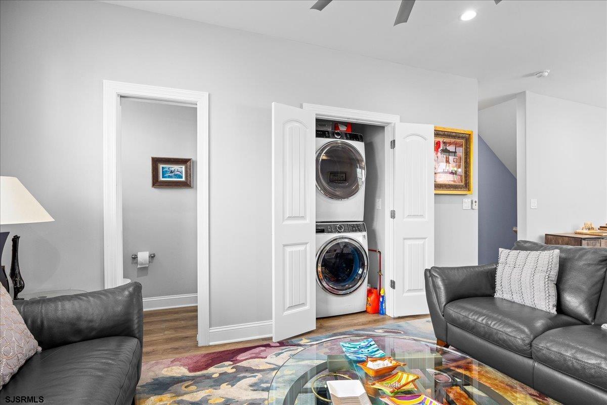 Ventnor, New Jersey 08406, United States, 4 Bedrooms Bedrooms, ,4 BathroomsBathrooms,Residential,Active,177239