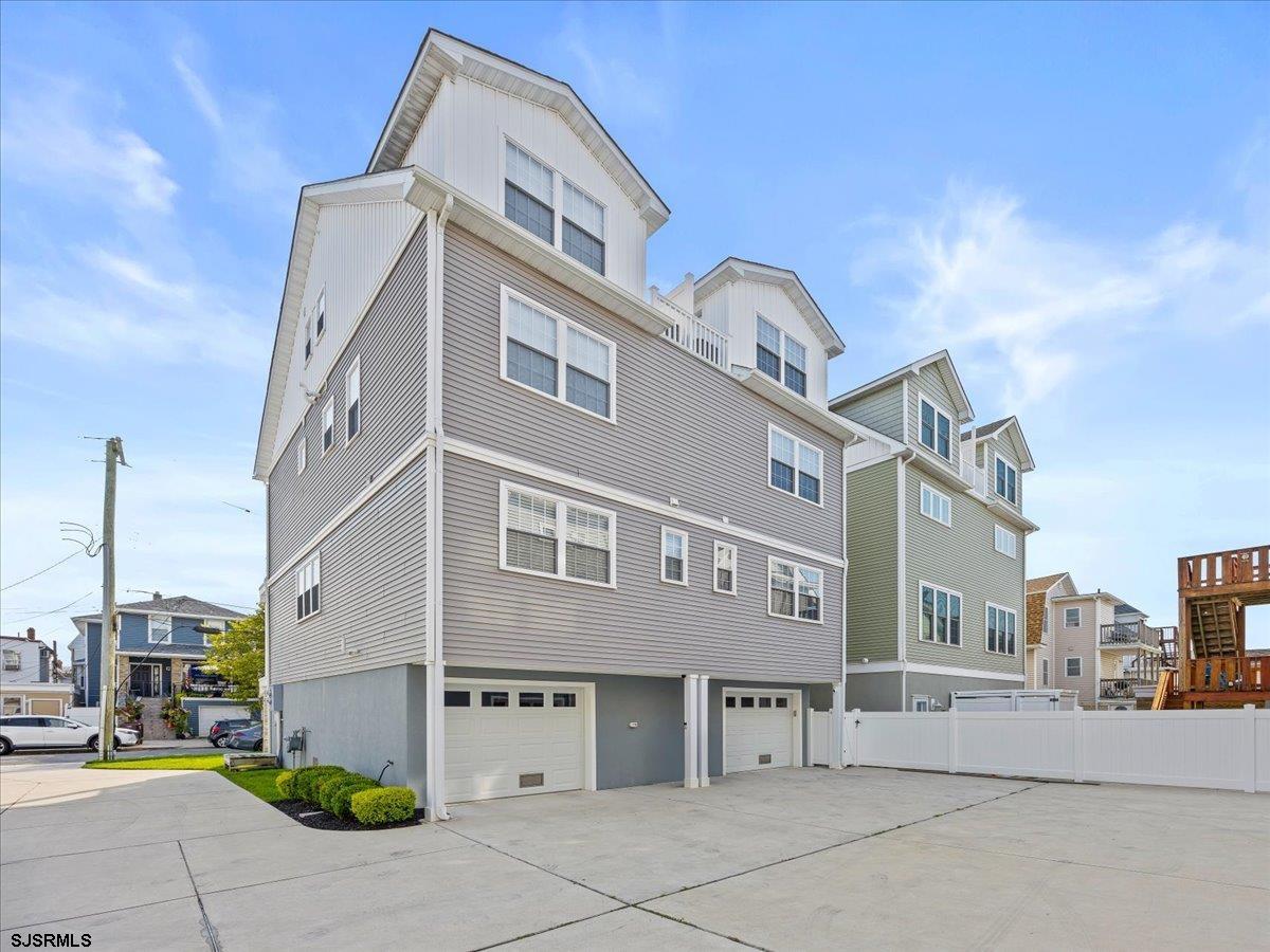 Ventnor, New Jersey 08406, United States, 4 Bedrooms Bedrooms, ,4 BathroomsBathrooms,Residential,Active,177239