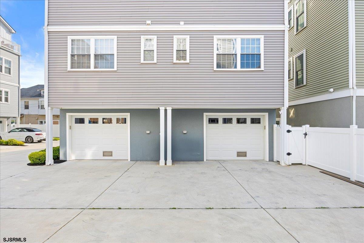 Ventnor, New Jersey 08406, United States, 4 Bedrooms Bedrooms, ,4 BathroomsBathrooms,Residential,Active,177239