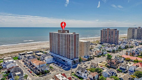 Condo For Sale - 100 S Berkley Square #9D<br/> Atlantic City, NJ 08401