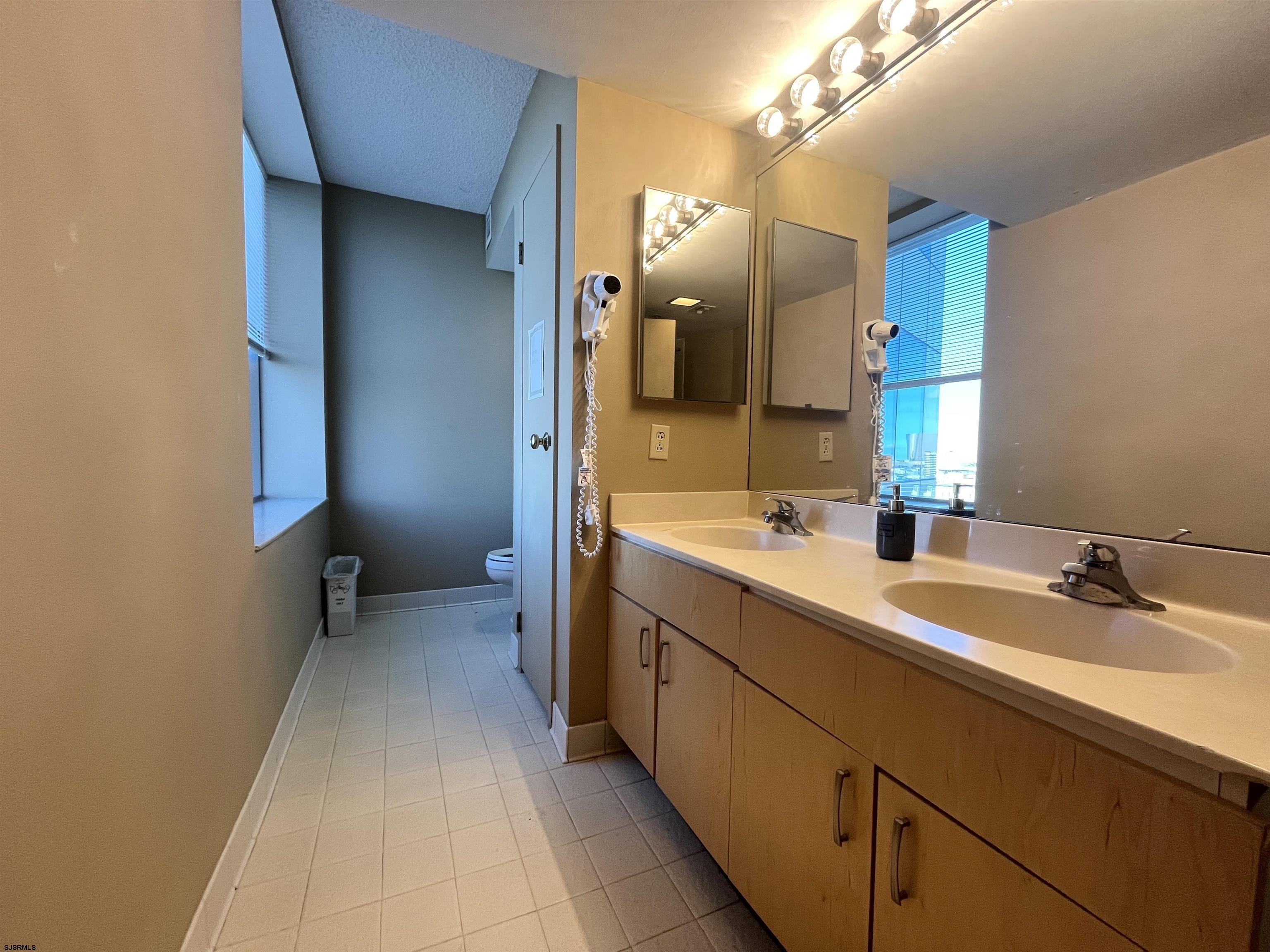 Atlantic City, New Jersey 08401, United States, ,1 BathroomBathrooms,Residential,Active,9219