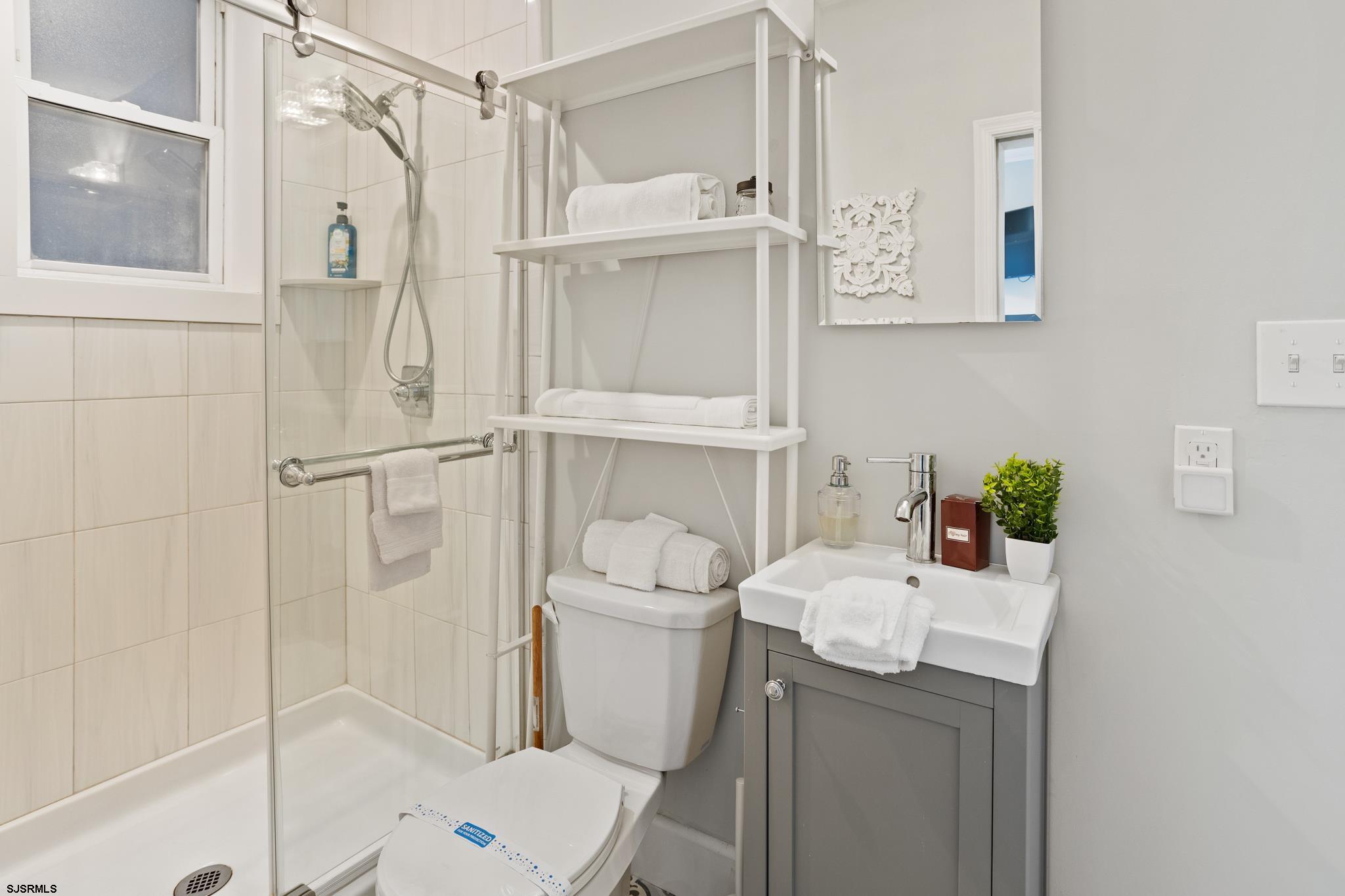 Atlantic City, New Jersey 08401, United States, 12 Bedrooms Bedrooms, ,6 BathroomsBathrooms,Residential,Active,158174