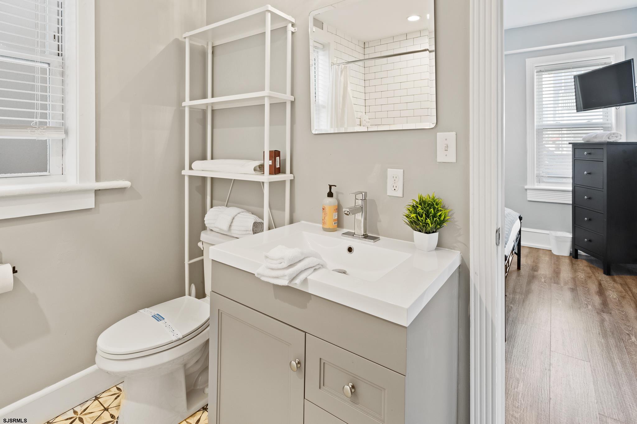 Atlantic City, New Jersey 08401, United States, 12 Bedrooms Bedrooms, ,6 BathroomsBathrooms,Residential,Active,158174