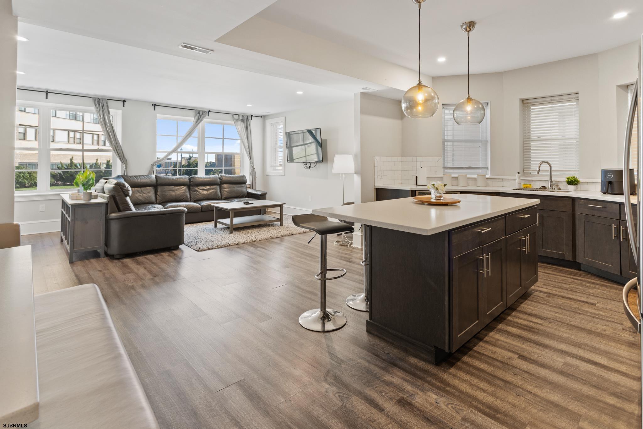 Atlantic City, New Jersey 08401, United States, 12 Bedrooms Bedrooms, ,6 BathroomsBathrooms,Residential,Active,158174