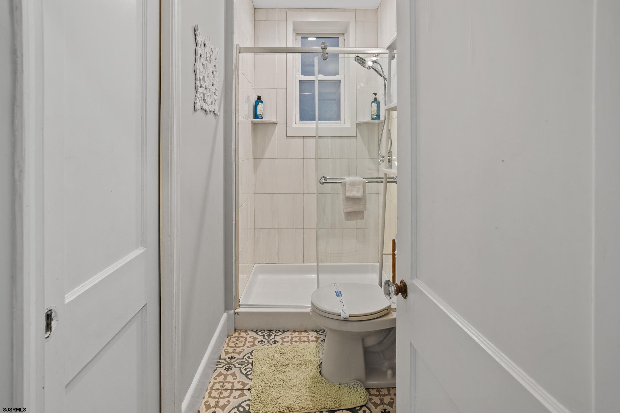 Atlantic City, New Jersey 08401, United States, 12 Bedrooms Bedrooms, ,6 BathroomsBathrooms,Residential,Active,158174