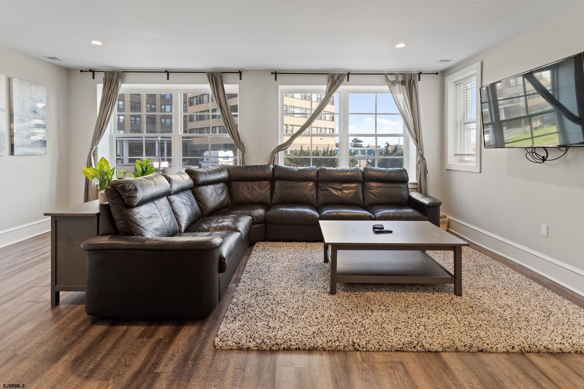 Atlantic City, New Jersey 08401, United States, 12 Bedrooms Bedrooms, ,6 BathroomsBathrooms,Residential,Active,158174