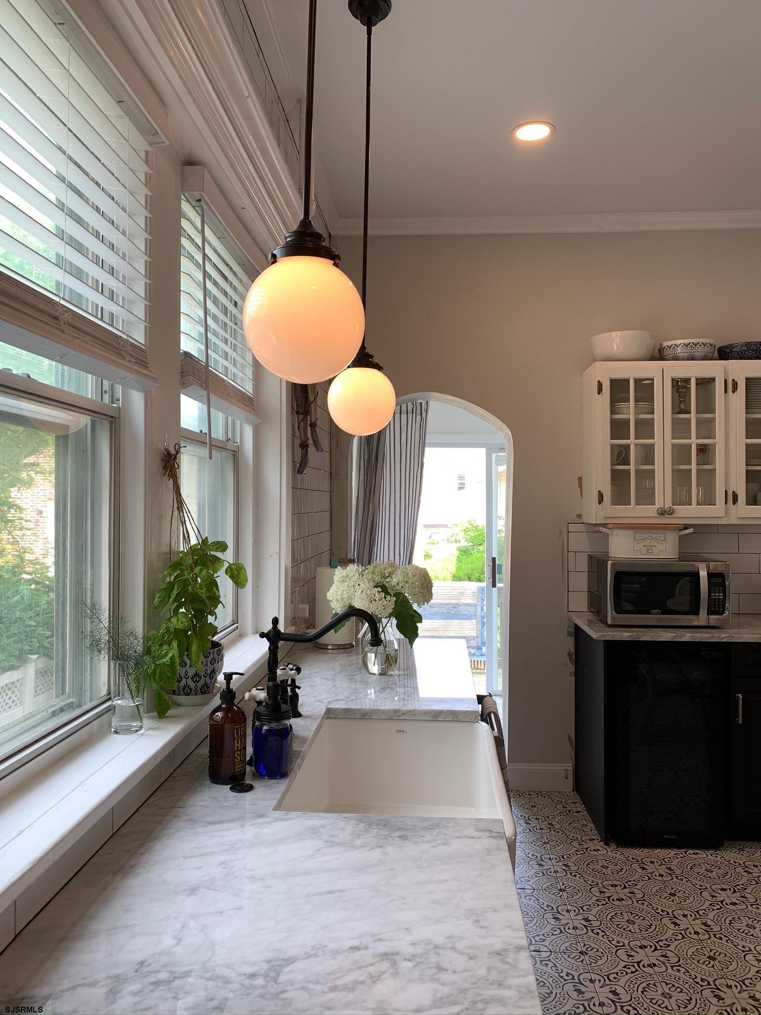 Ventnor, New Jersey 08406, United States, 7 Bedrooms Bedrooms, ,5 BathroomsBathrooms,Residential,Active,76730