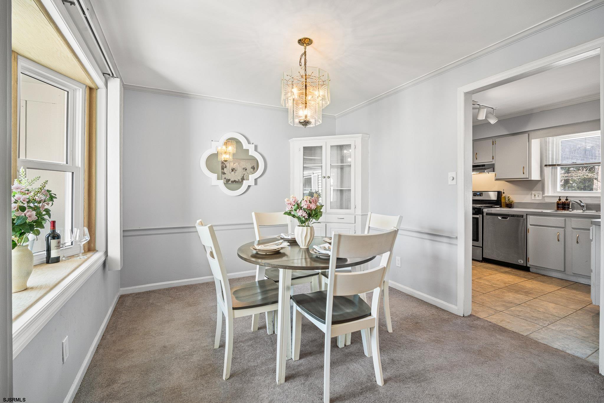 Absecon, New Jersey 08201, United States, 3 Bedrooms Bedrooms, ,2 BathroomsBathrooms,Residential,Pending,107822