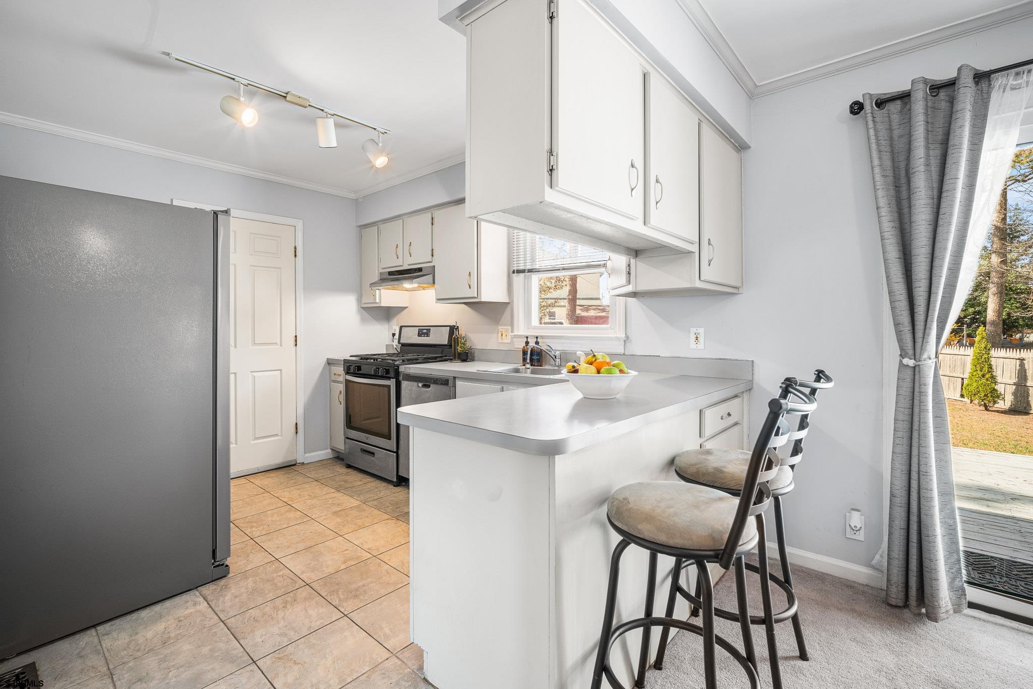 Absecon, New Jersey 08201, United States, 3 Bedrooms Bedrooms, ,2 BathroomsBathrooms,Residential,Pending,107822