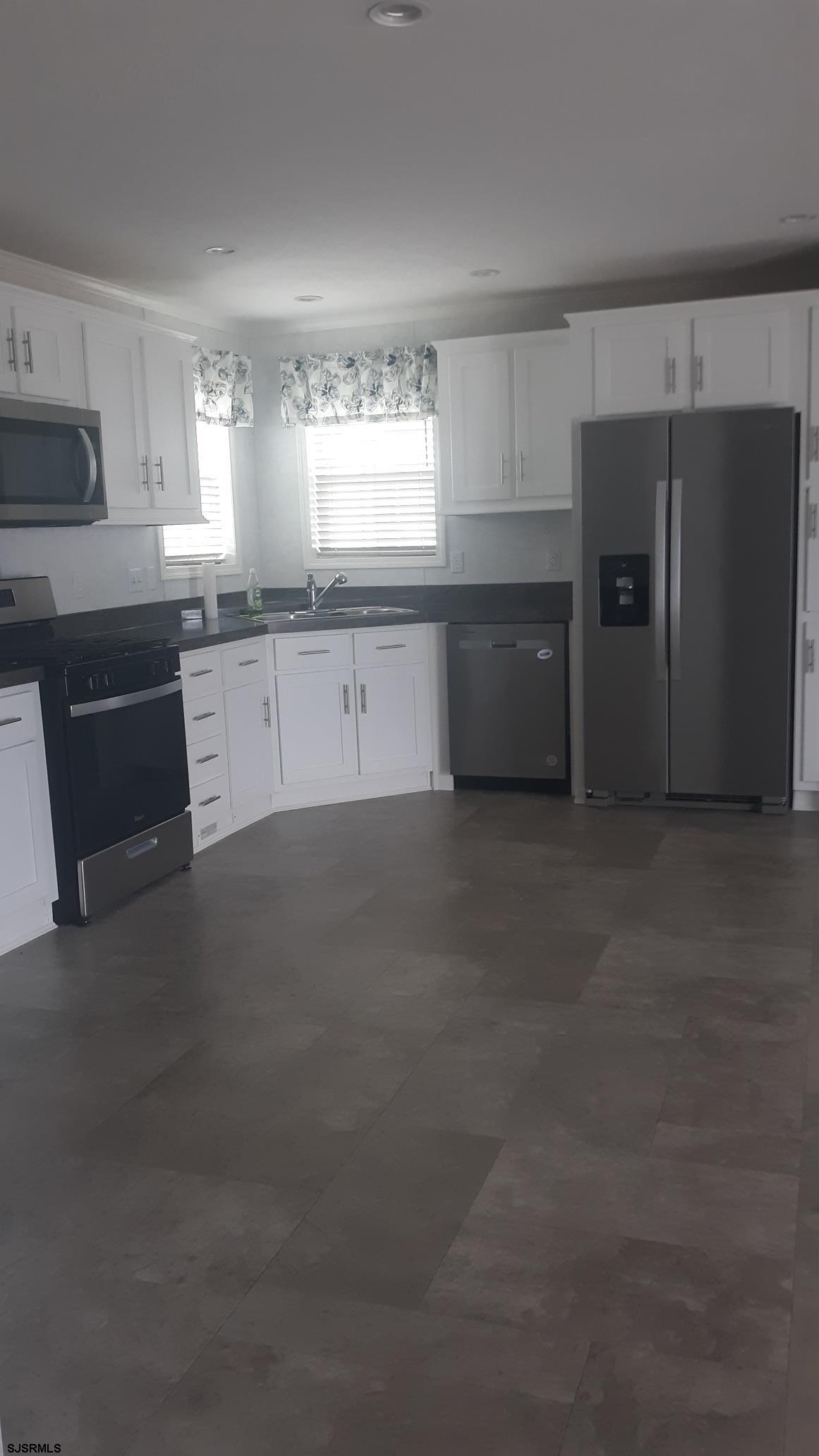 Egg Harbor Township, New Jersey 08234, United States, 2 Bedrooms Bedrooms, ,2 BathroomsBathrooms,Residential,Active,37243