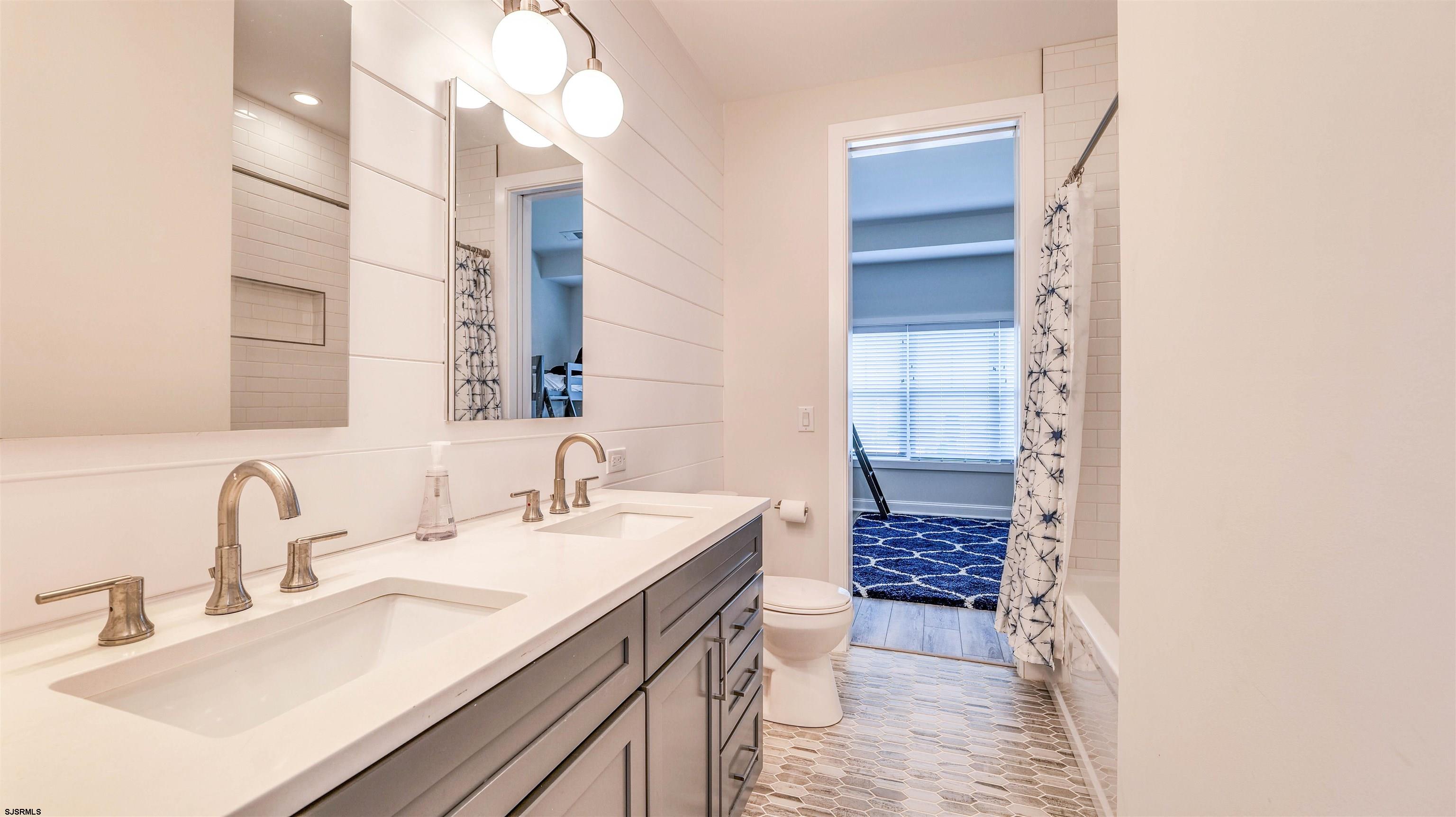 Margate, New Jersey 08402, United States, 4 Bedrooms Bedrooms, ,4 BathroomsBathrooms,Residential,Active,121579