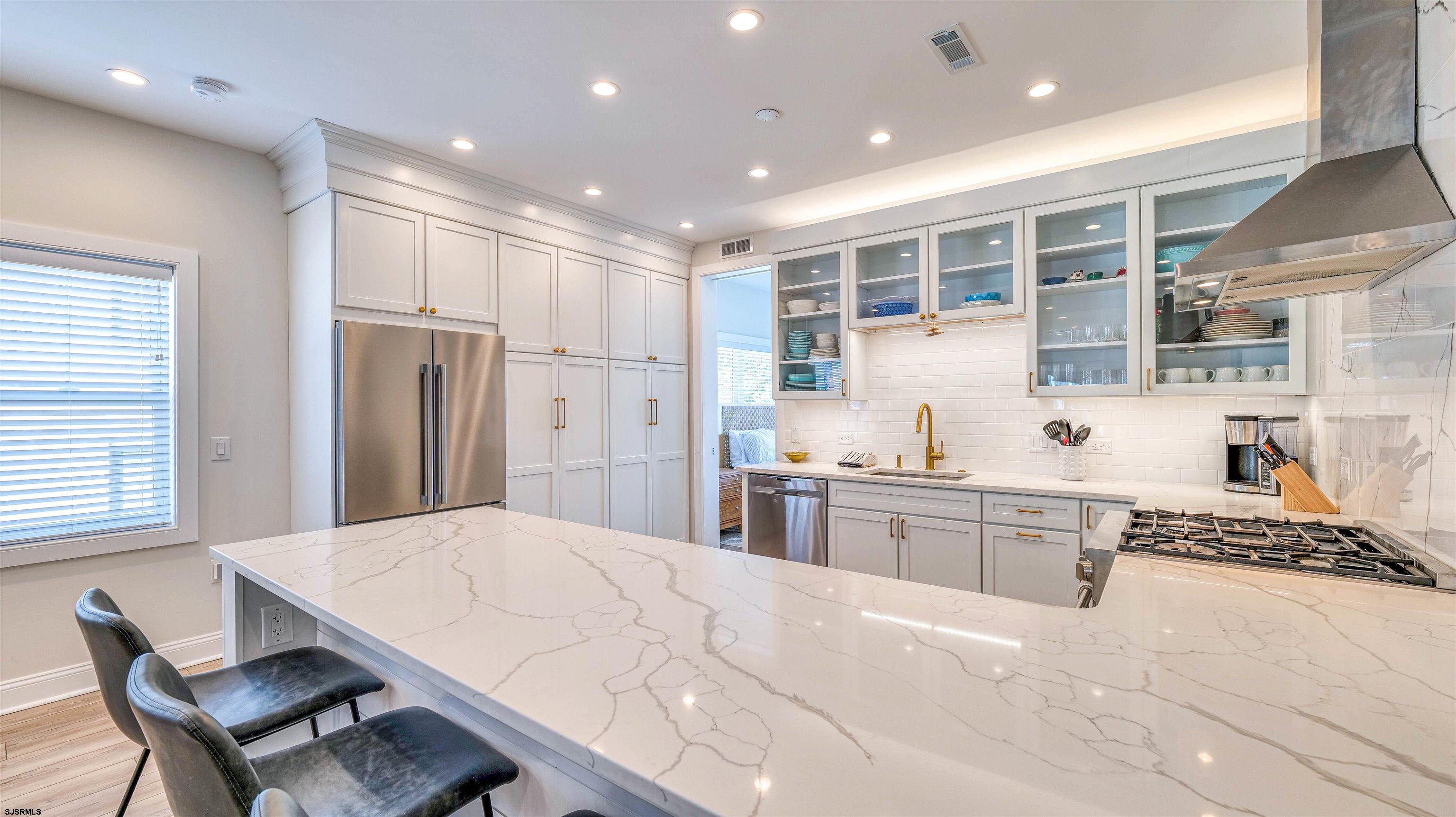 Margate, New Jersey 08402, United States, 4 Bedrooms Bedrooms, ,4 BathroomsBathrooms,Residential,Active,121579