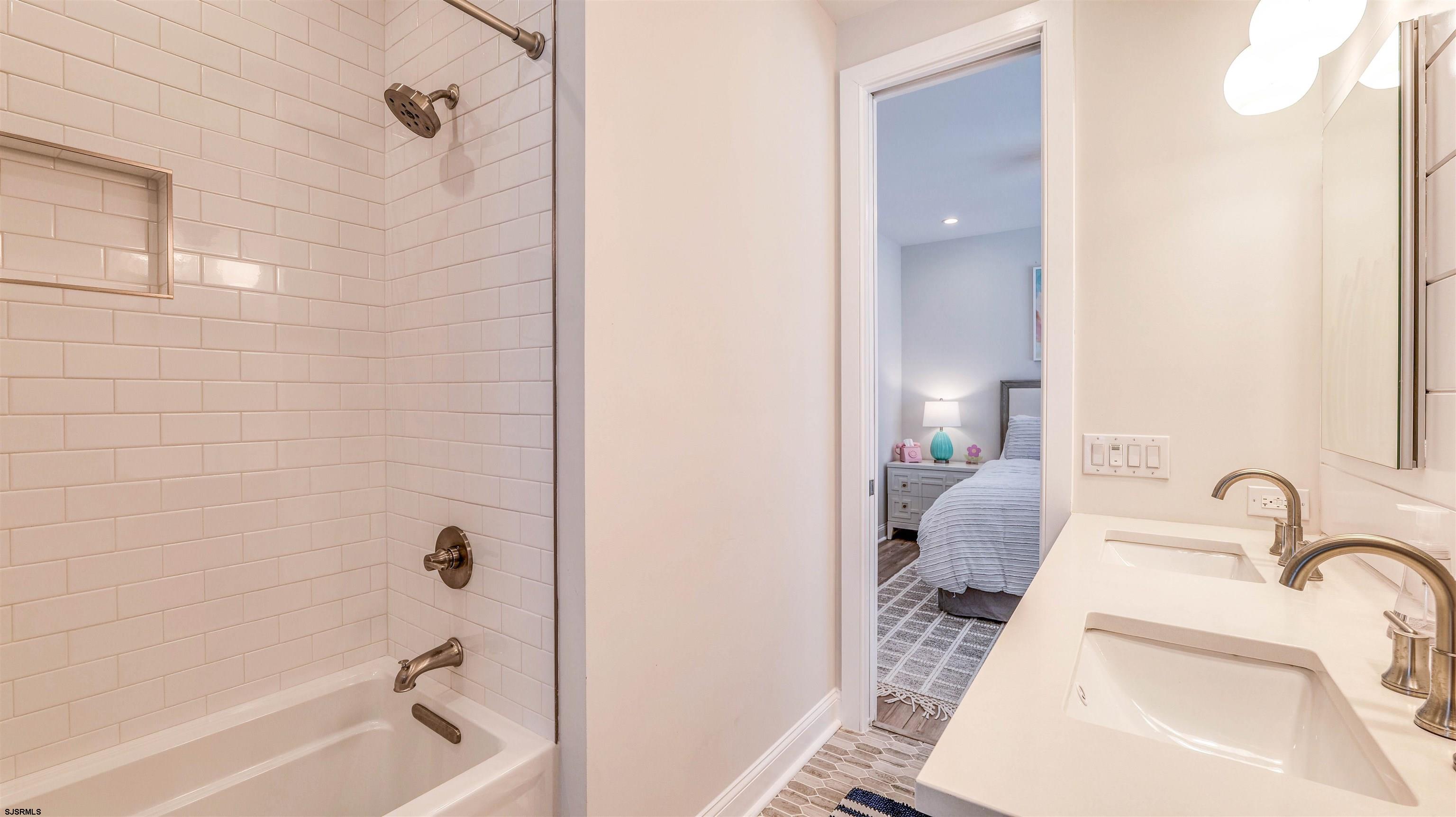 Margate, New Jersey 08402, United States, 4 Bedrooms Bedrooms, ,4 BathroomsBathrooms,Residential,Active,121579