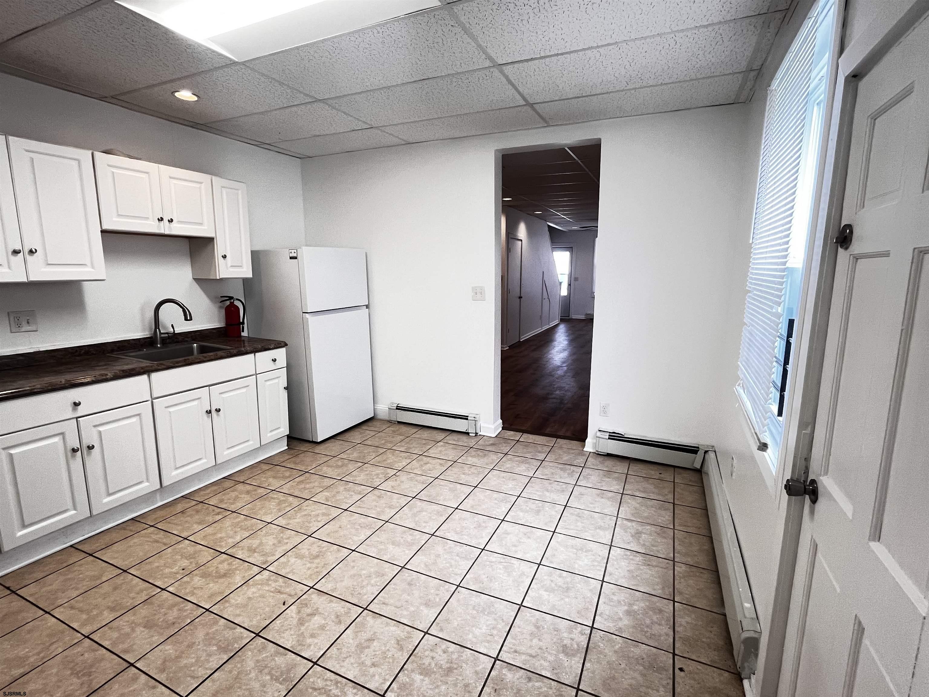 Atlantic City, New Jersey 08401, United States, 3 Bedrooms Bedrooms, ,1 BathroomBathrooms,Residential,Active,170552