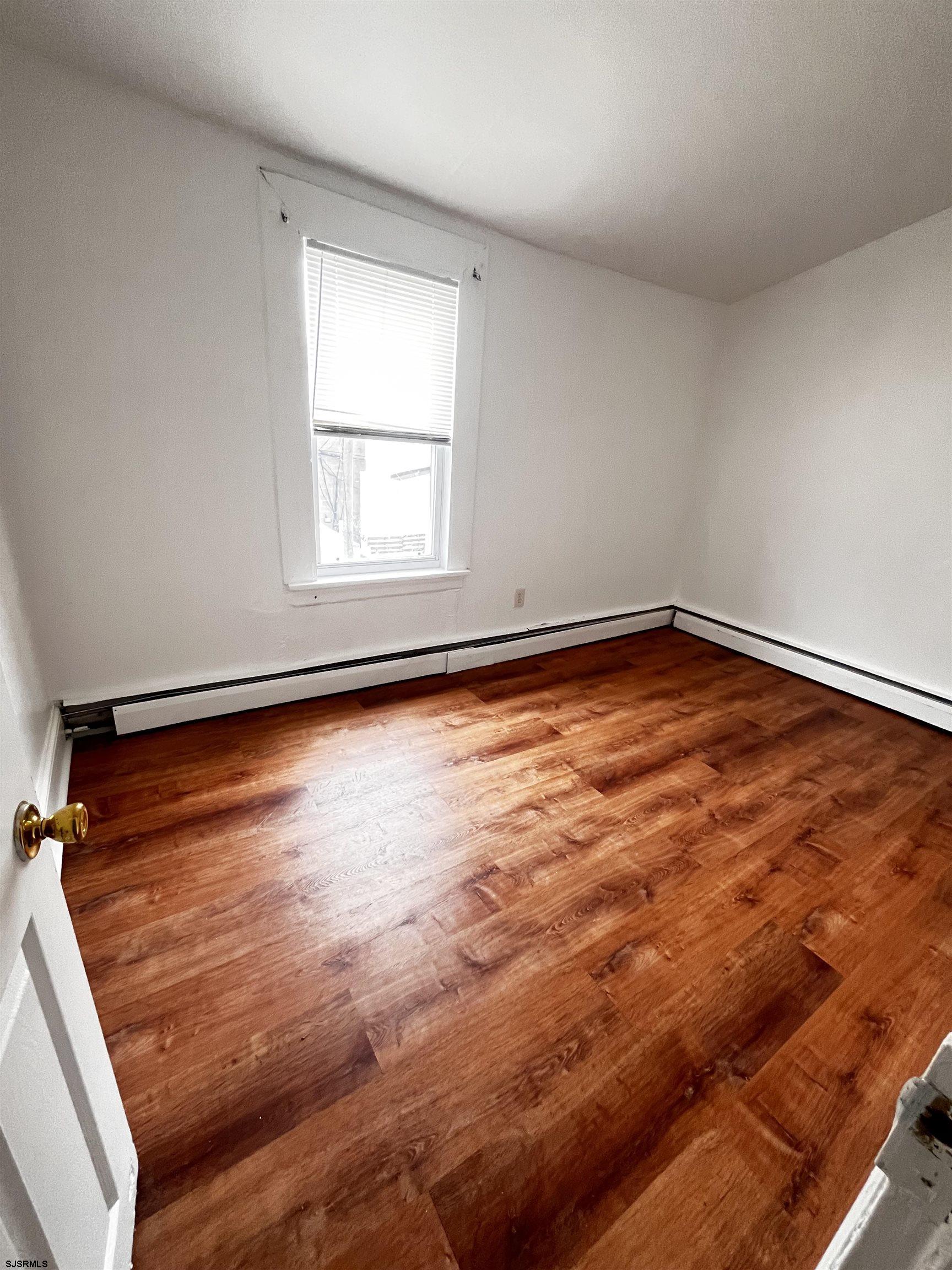 Atlantic City, New Jersey 08401, United States, 3 Bedrooms Bedrooms, ,1 BathroomBathrooms,Residential,Active,170552