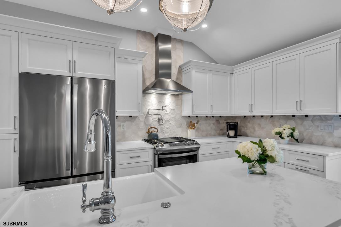 Linwood, New Jersey 08221, United States, 4 Bedrooms Bedrooms, ,3 BathroomsBathrooms,Residential,Active,247427