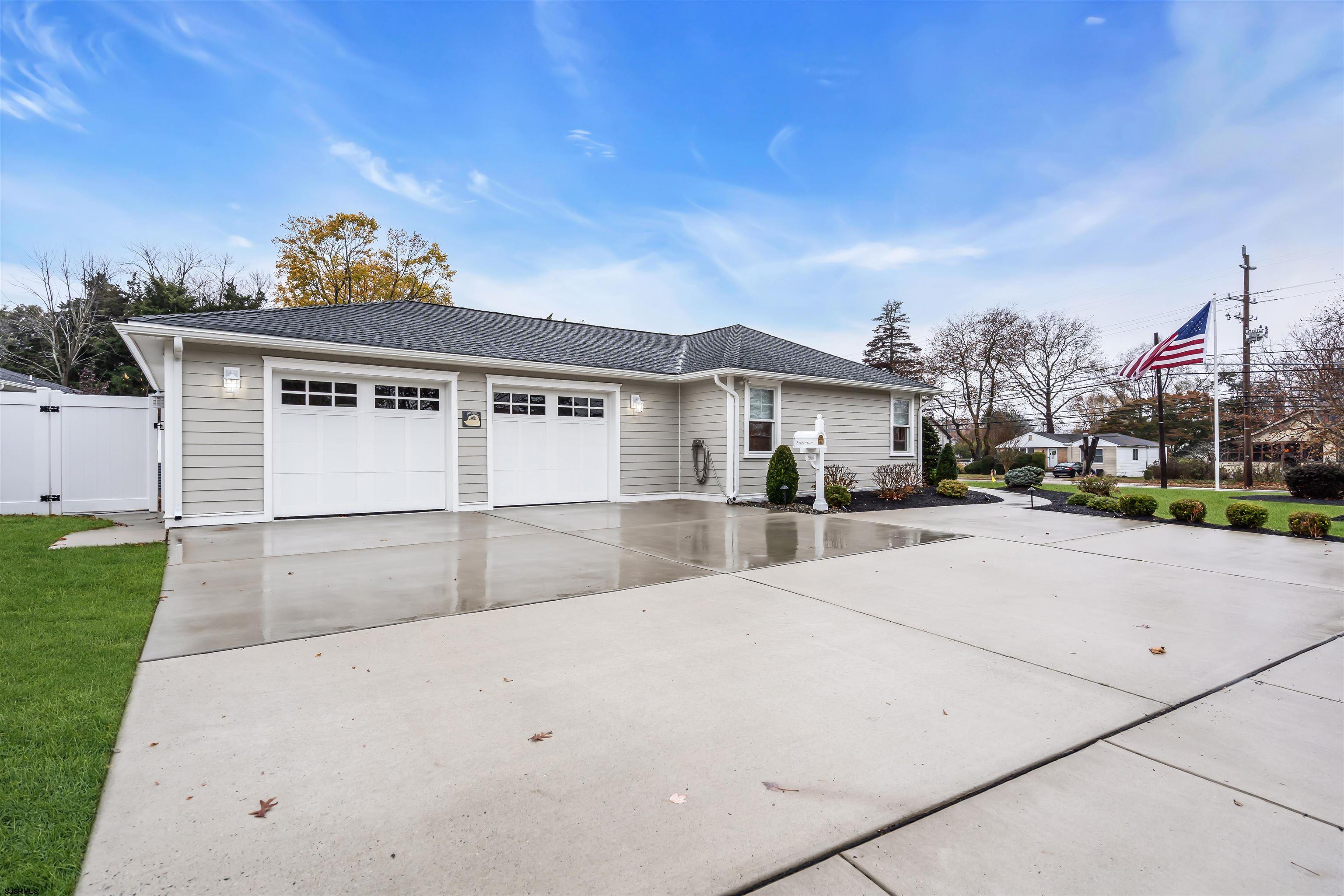 Linwood, New Jersey 08221, United States, 4 Bedrooms Bedrooms, ,3 BathroomsBathrooms,Residential,Active,247427