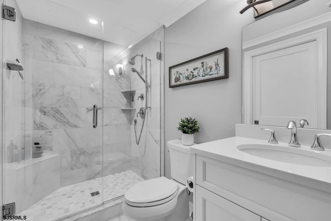 Linwood, New Jersey 08221, United States, 4 Bedrooms Bedrooms, ,3 BathroomsBathrooms,Residential,Active,247427