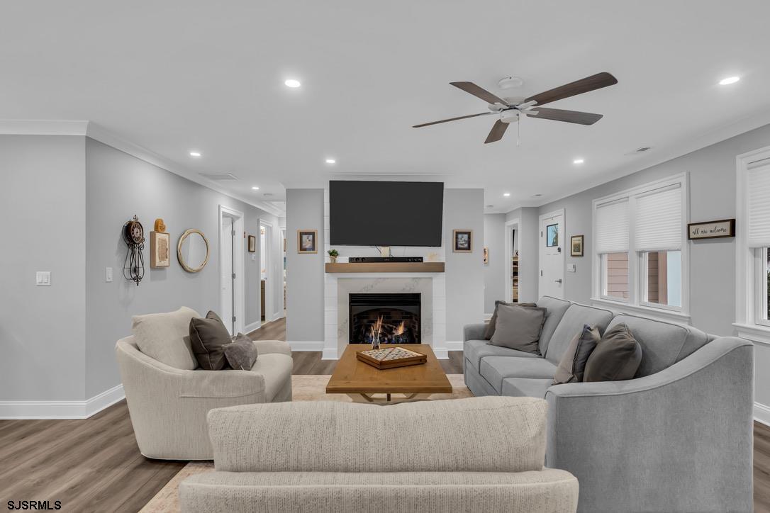 Linwood, New Jersey 08221, United States, 4 Bedrooms Bedrooms, ,3 BathroomsBathrooms,Residential,Active,247427