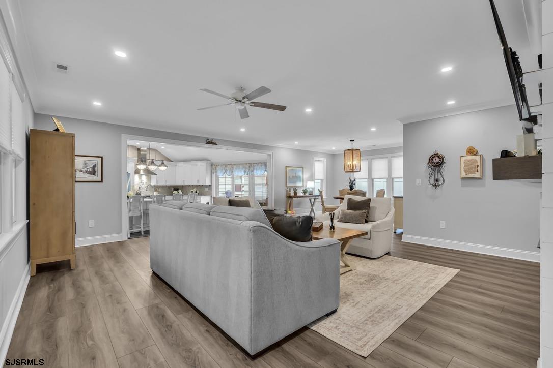 Linwood, New Jersey 08221, United States, 4 Bedrooms Bedrooms, ,3 BathroomsBathrooms,Residential,Active,247427