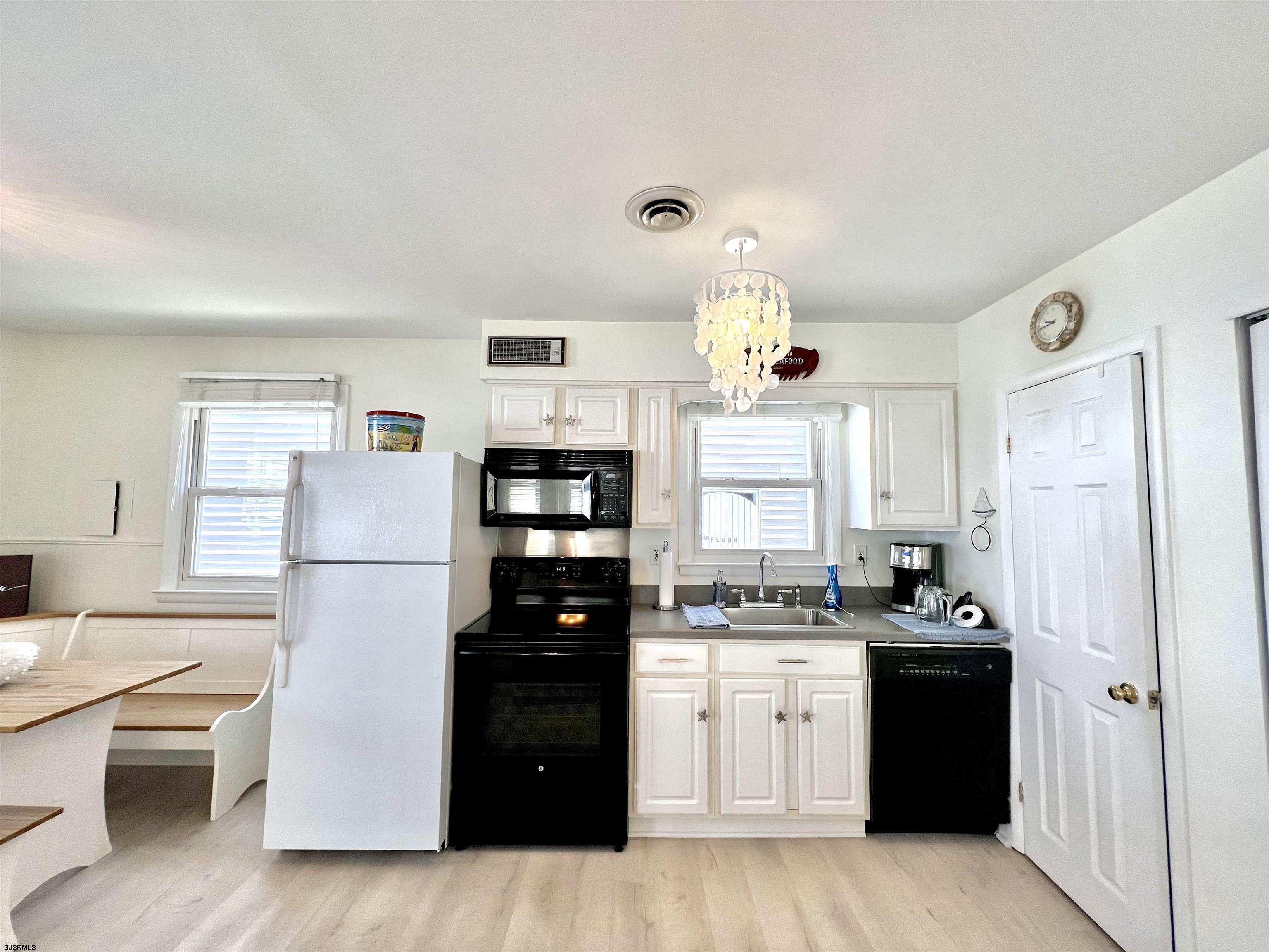 Ocean City, New Jersey 08226, United States, 3 Bedrooms Bedrooms, ,2 BathroomsBathrooms,Residential,Active,14439