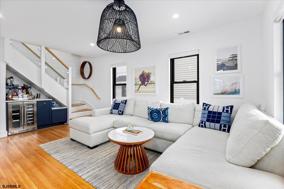 Margate, New Jersey 08402, United States, 4 Bedrooms Bedrooms, ,3 BathroomsBathrooms,Residential,Active,103614