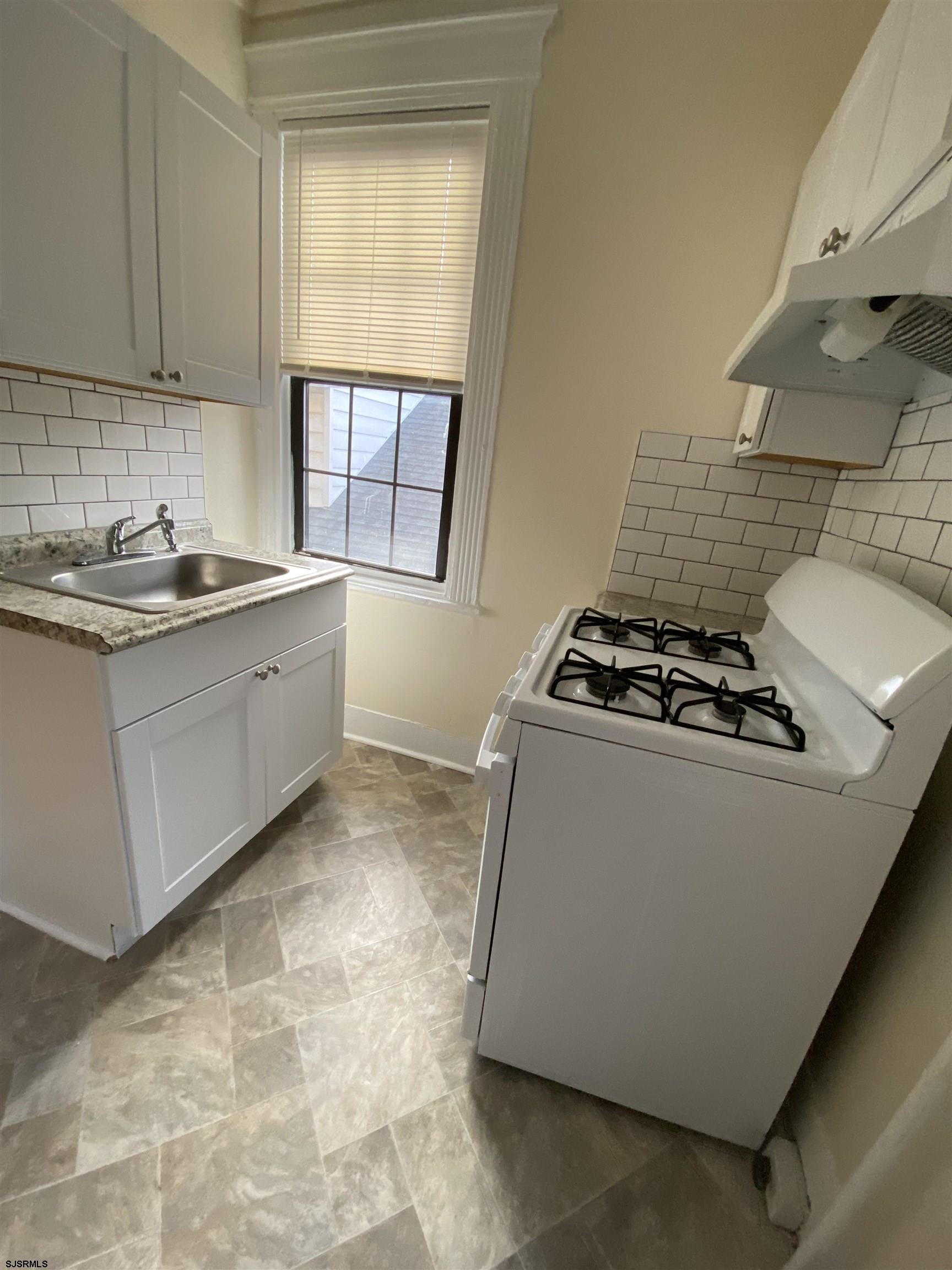 Atlantic City, New Jersey 08401, United States, 2 Bedrooms Bedrooms, ,1 BathroomBathrooms,Residential,Active,81838