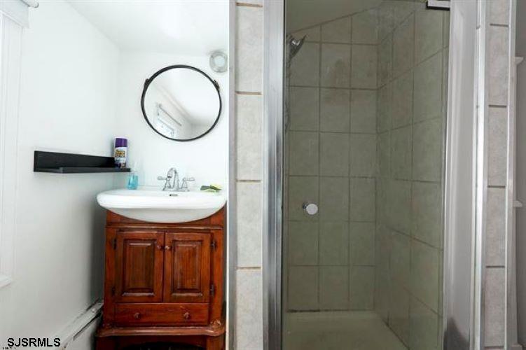 Atlantic City, New Jersey 08401, United States, 4 Bedrooms Bedrooms, ,3 BathroomsBathrooms,Residential,Active,243377