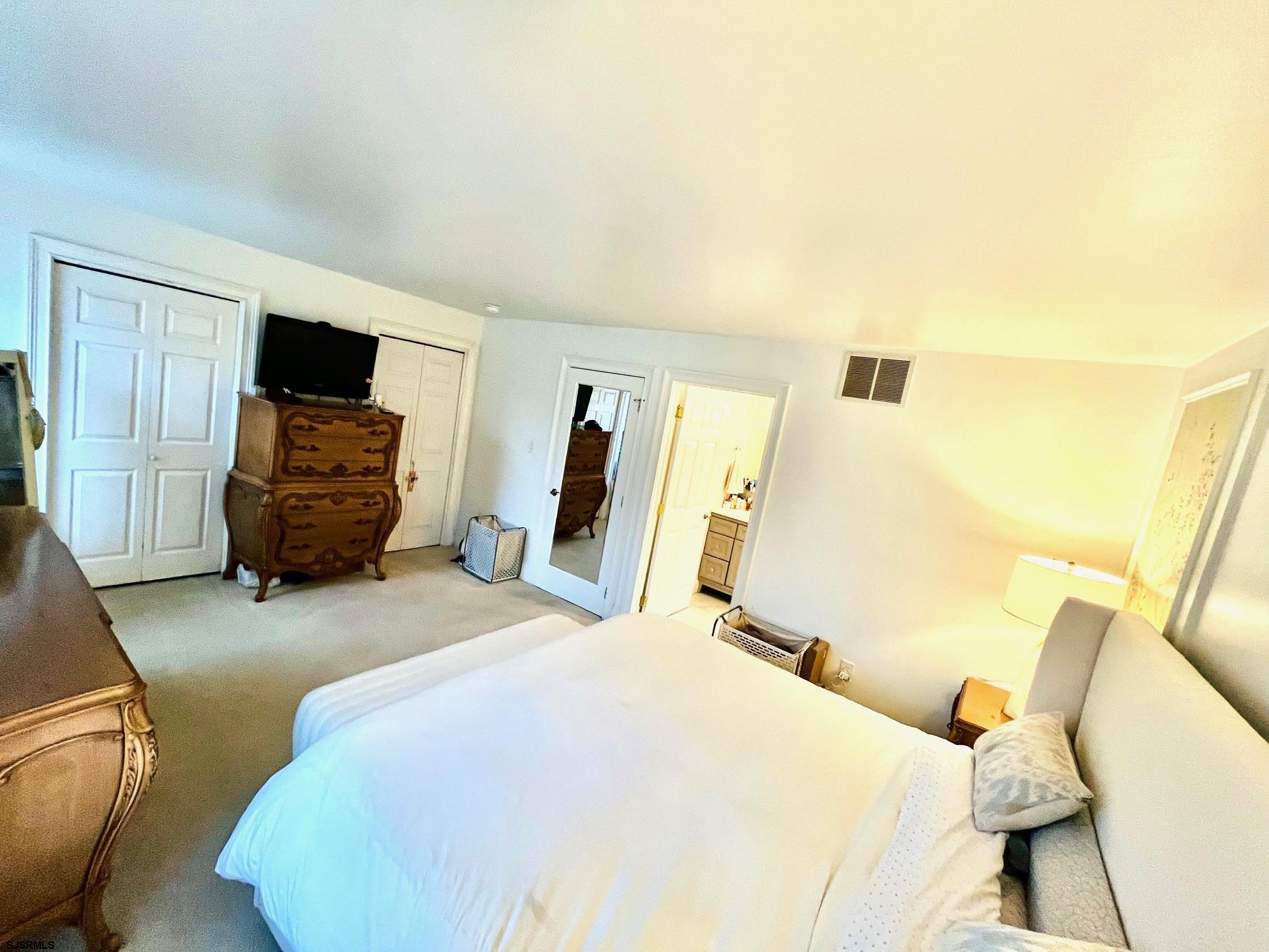 Egg Harbor Township, New Jersey 08234, United States, 4 Bedrooms Bedrooms, ,3 BathroomsBathrooms,Residential,Active,108241