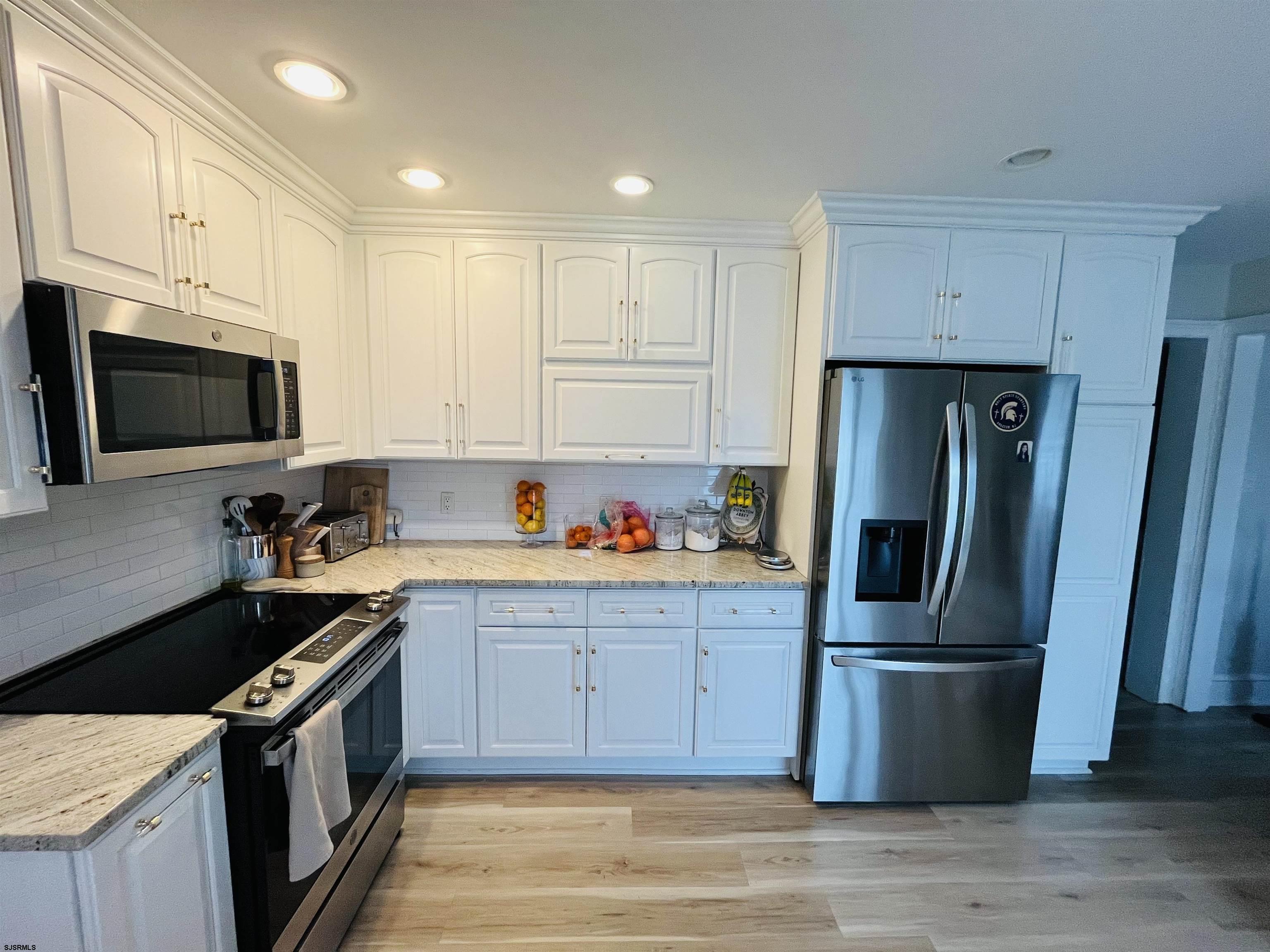 Egg Harbor Township, New Jersey 08234, United States, 4 Bedrooms Bedrooms, ,3 BathroomsBathrooms,Residential,Active,108241