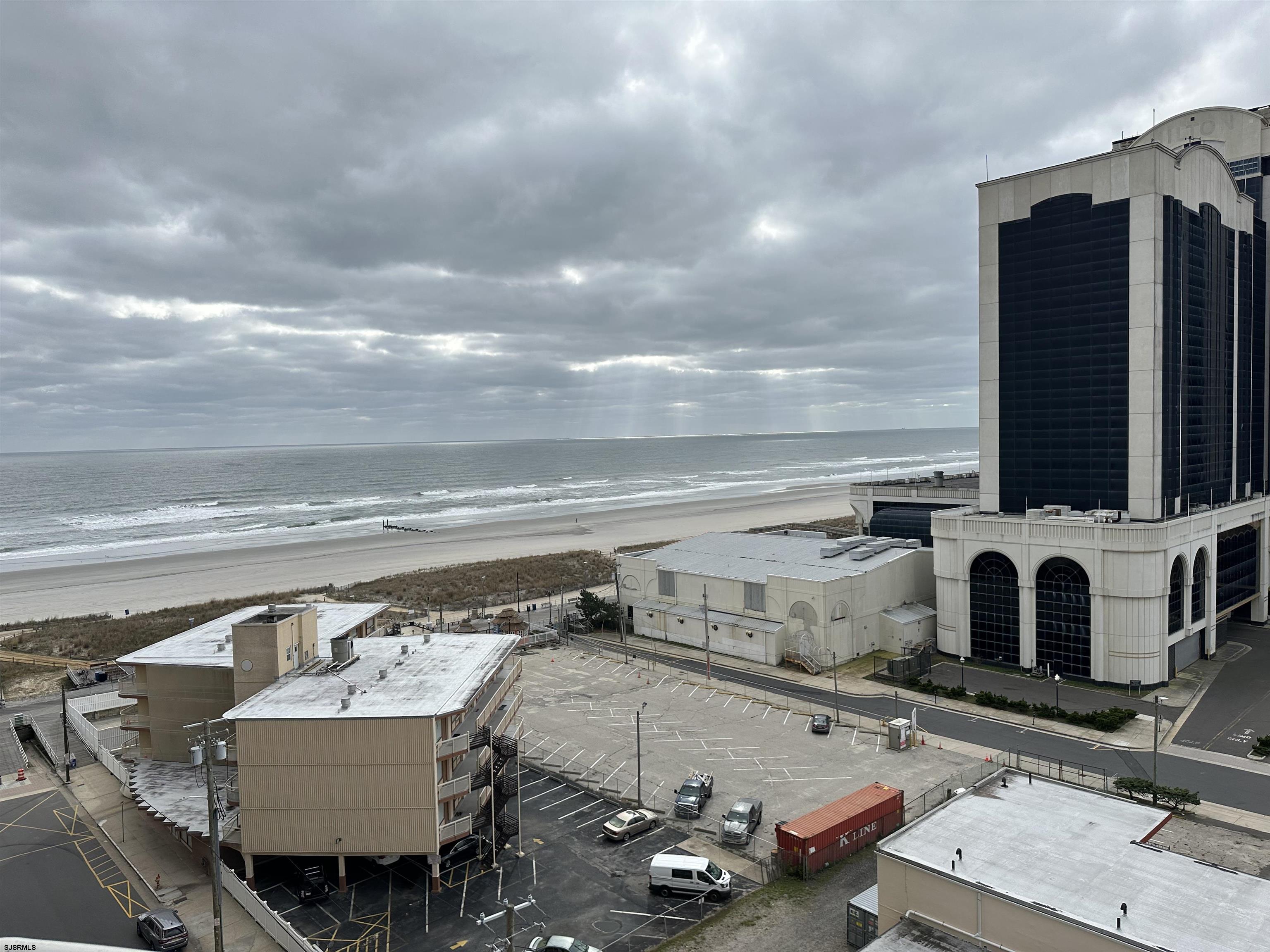 Atlantic City, New Jersey 08401, United States, 2 Bedrooms Bedrooms, ,2 BathroomsBathrooms,Residential,Active,76920
