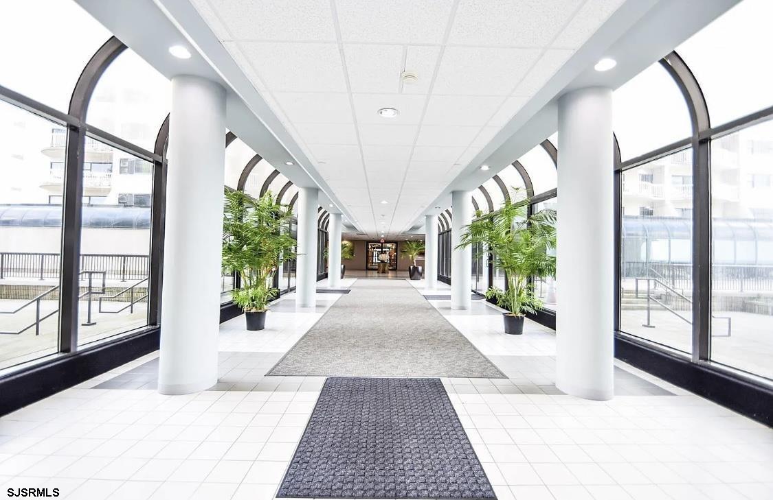 Atlantic City, New Jersey 08401, United States, 2 Bedrooms Bedrooms, ,2 BathroomsBathrooms,Residential,Active,76920