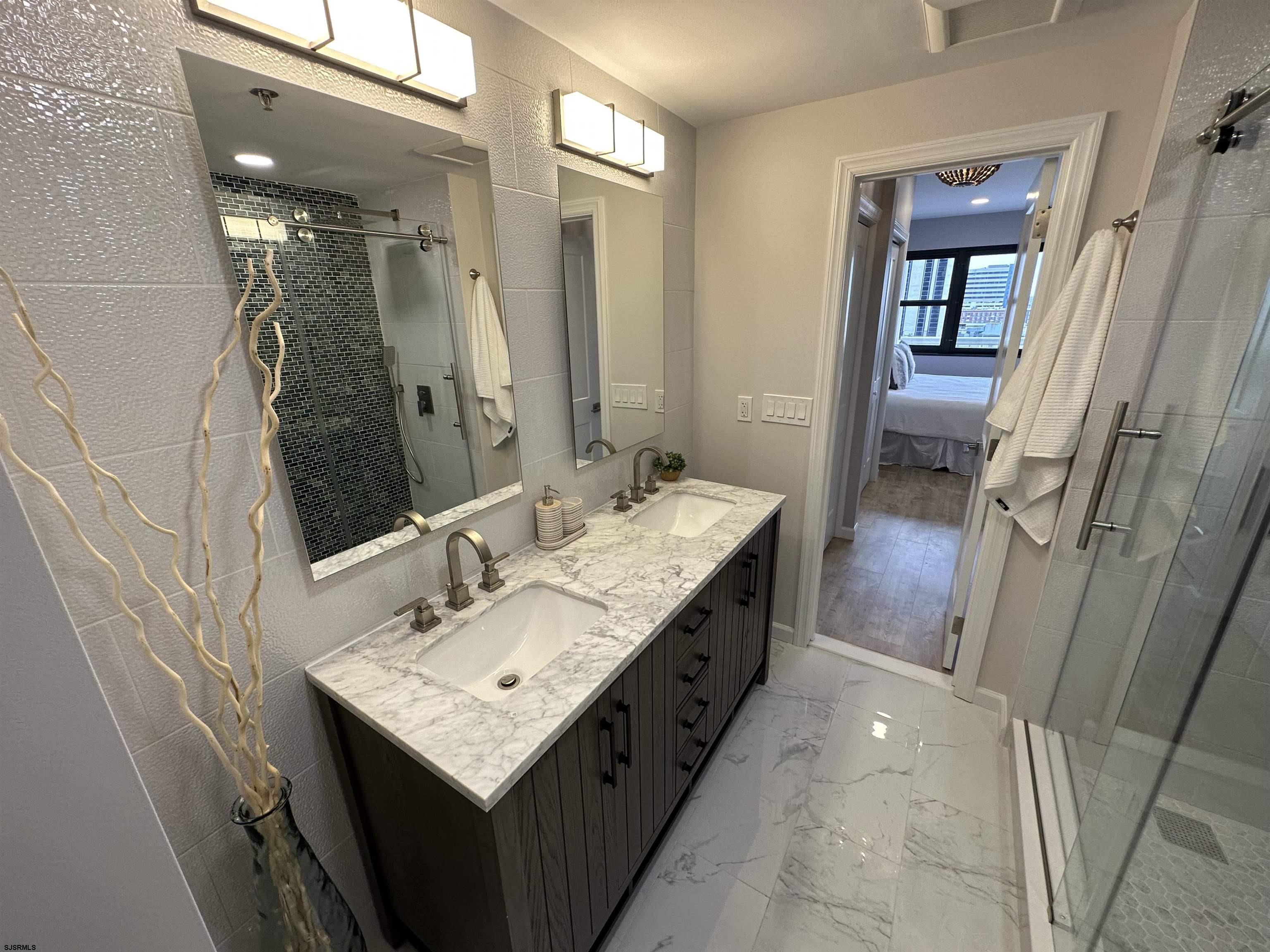 Atlantic City, New Jersey 08401, United States, 2 Bedrooms Bedrooms, ,2 BathroomsBathrooms,Residential,Active,76920